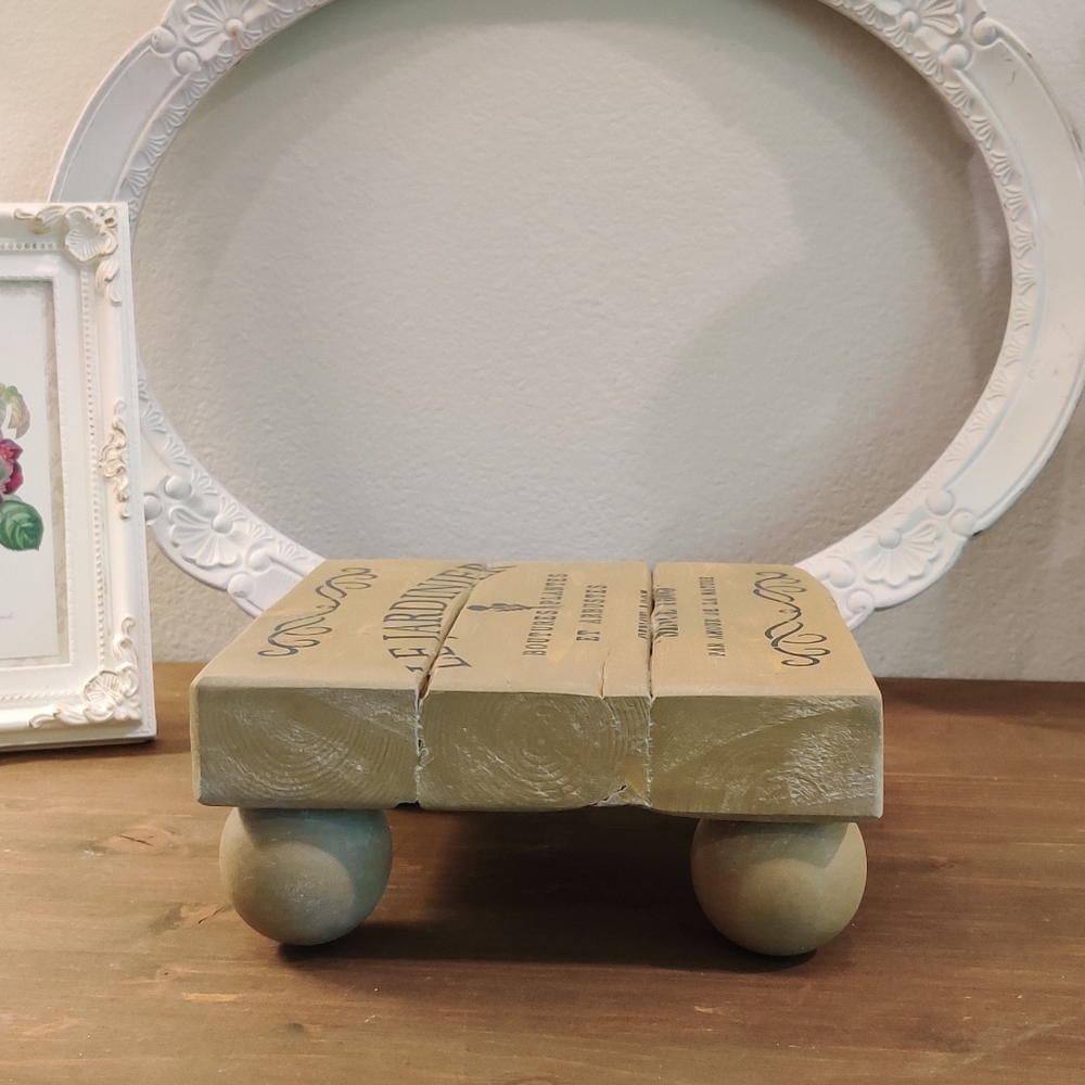 Le Jardinier Solid Wood Rustic Riser - Picture 5 of 6